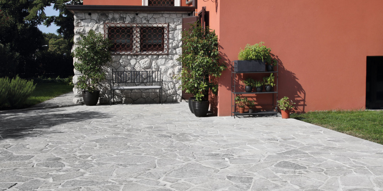 Caravaggio Natural Stone paving  