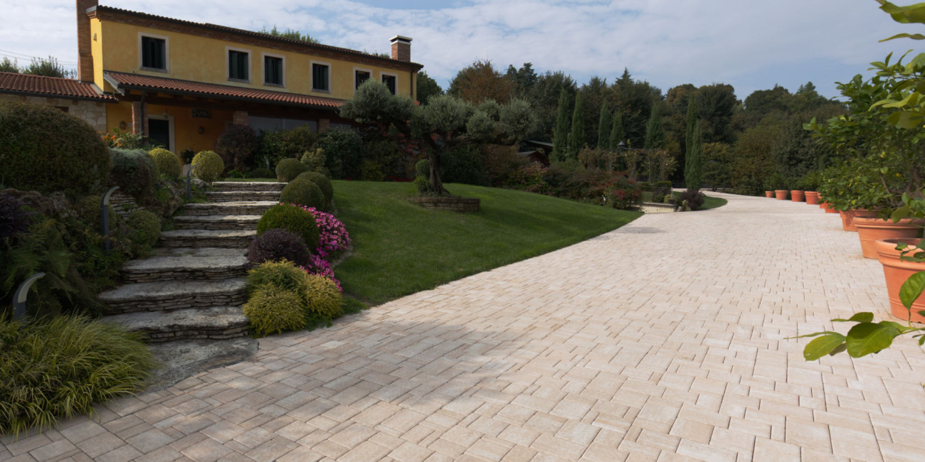 TEXXA LIMESTONE TRAVERTINO