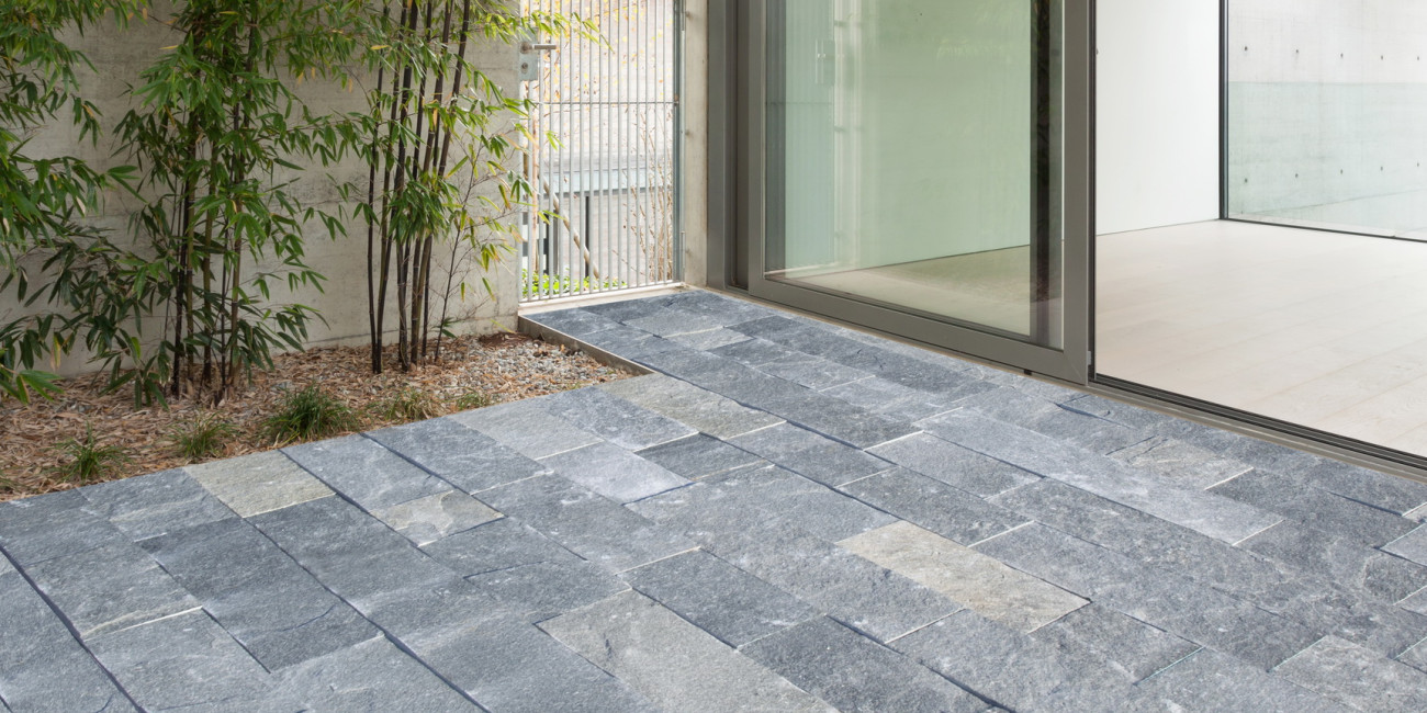 Caravaggio Natural Stone running paving (15 cm)